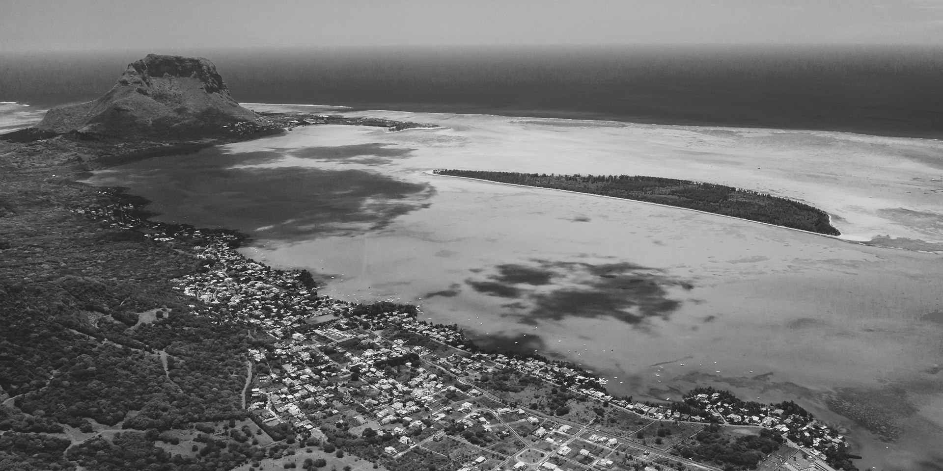 Why the Ultrawealthy Invests in Mauritius